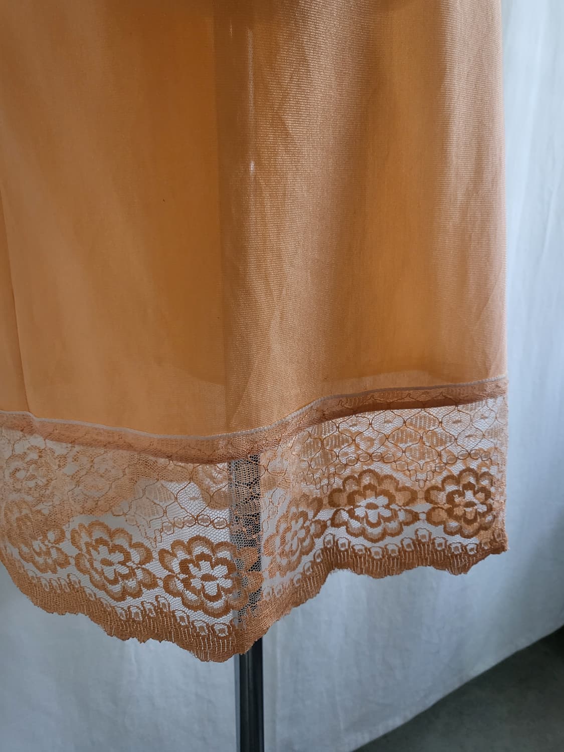 빈티지 웜 골든 옐로우 레이스 슬립 스커트 상품이미지3