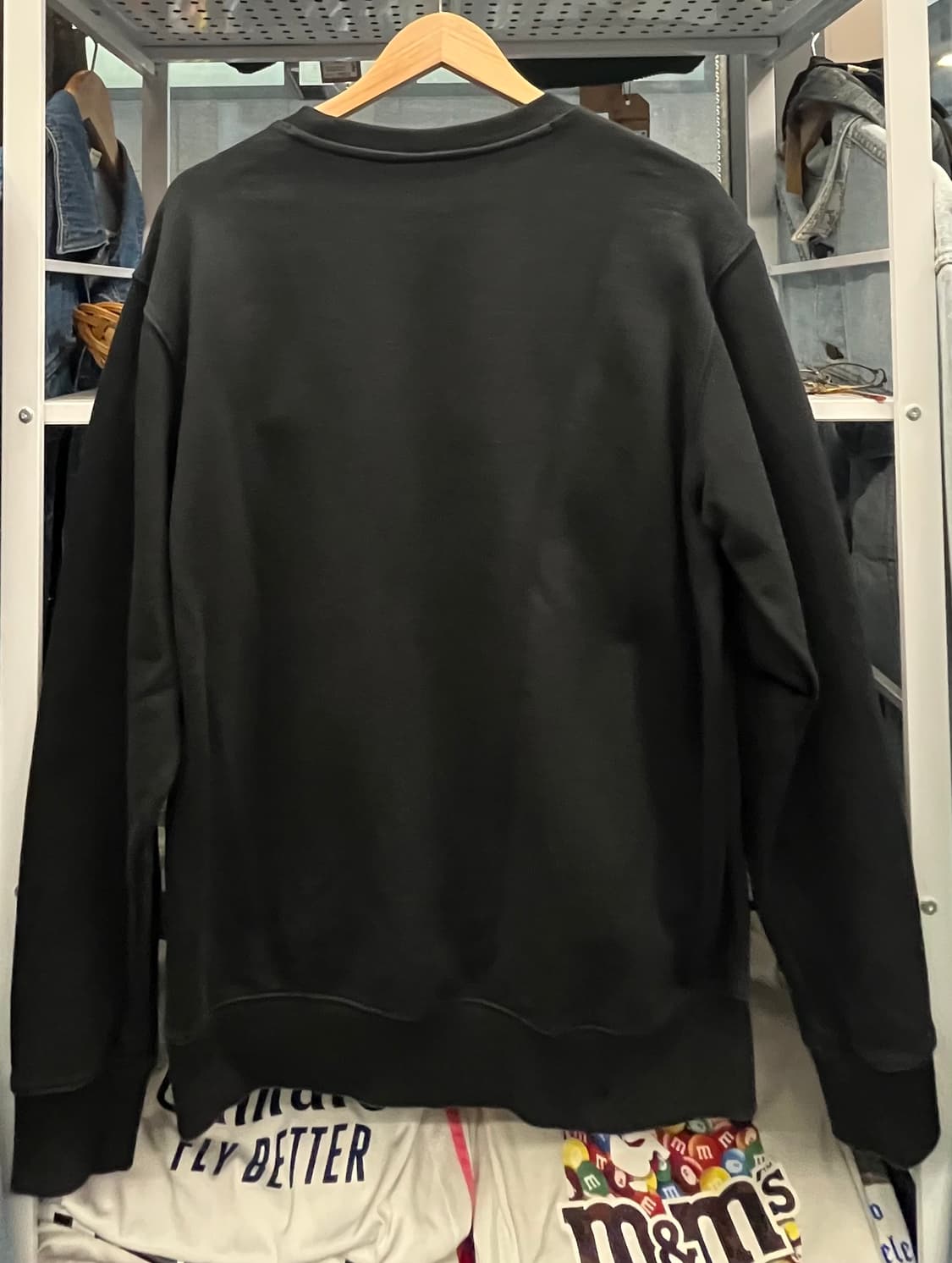 러셀 블랙 맨투맨 티셔츠 상품이미지5