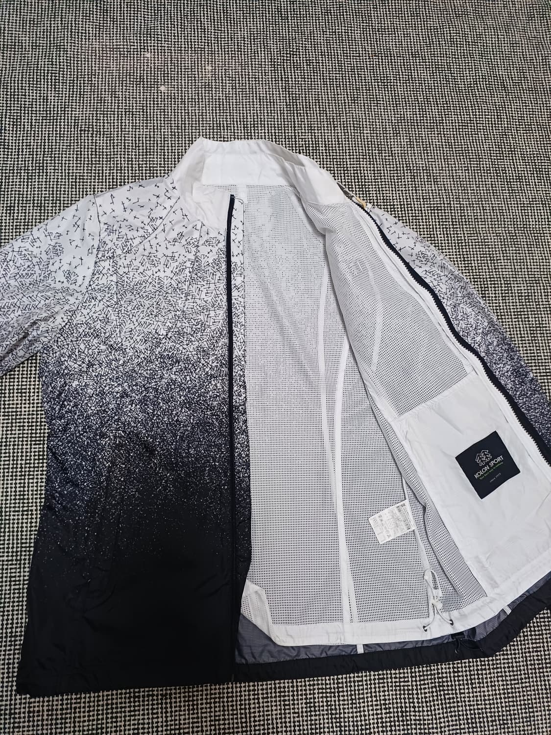 코오롱 제품 바람막이 자켓 상품이미지3