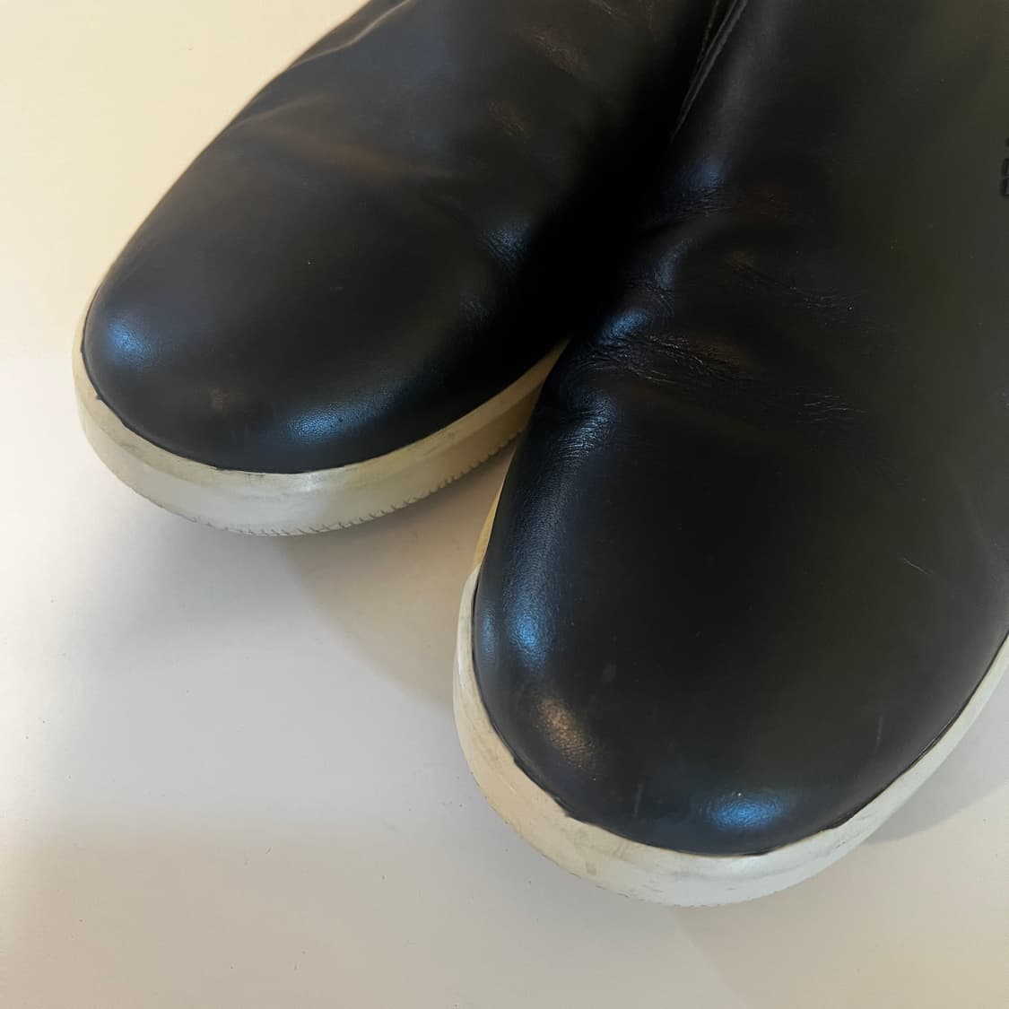 프라다 Downtown Slip-on Sneakers  상품이미지5