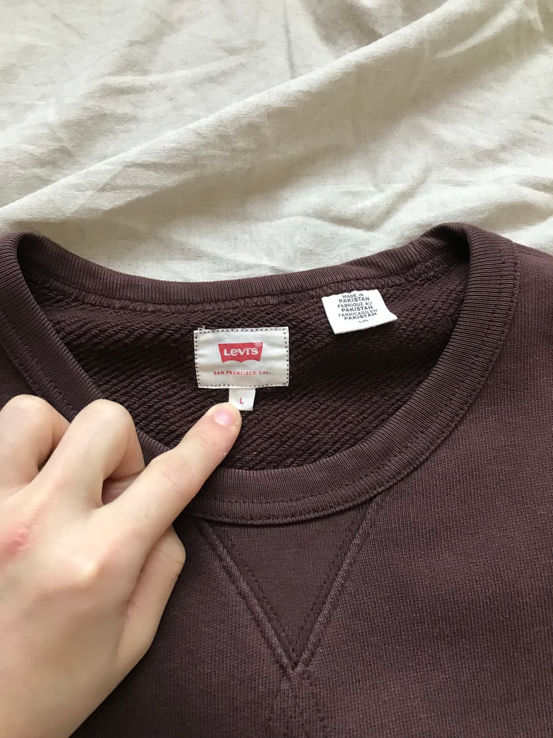 리바이스 자수 로고 브라운 맨투맨 상품이미지5