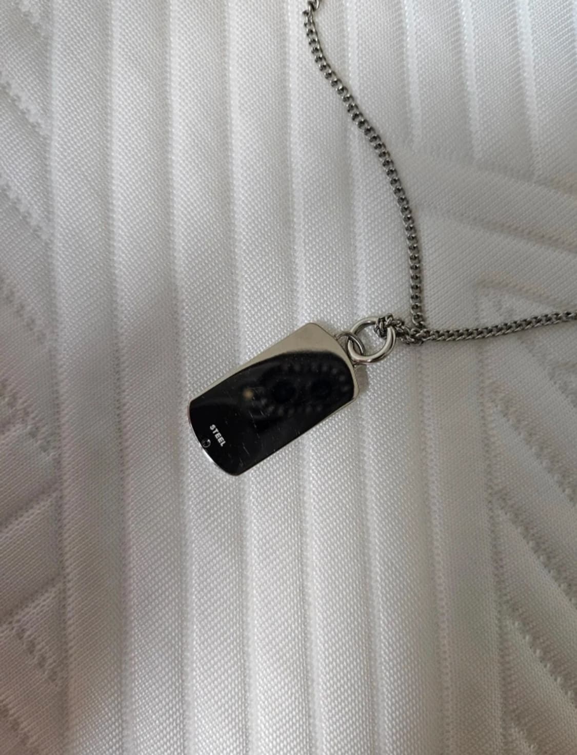 디젤 로고 실버 목걸이(데이식스 영케이 착용) 상품이미지6
