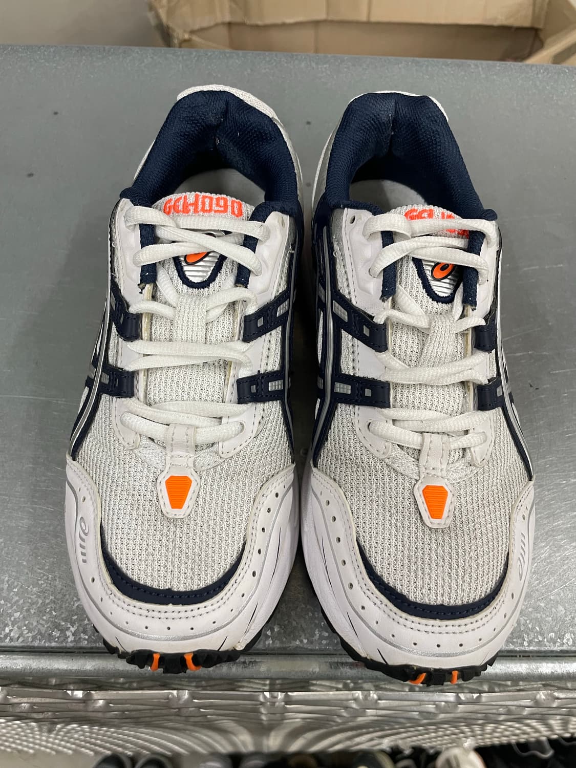 아식스 젤 1090 화이트 미드나잇 235 상품이미지5