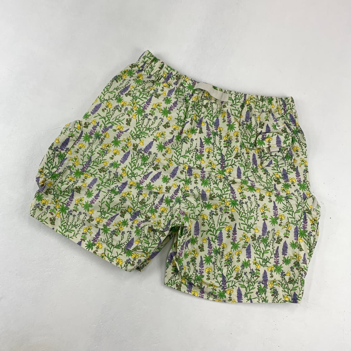 나이키 acg 신형 데드스탁 스노우그래스 카고 쇼츠 (105) 상품이미지2