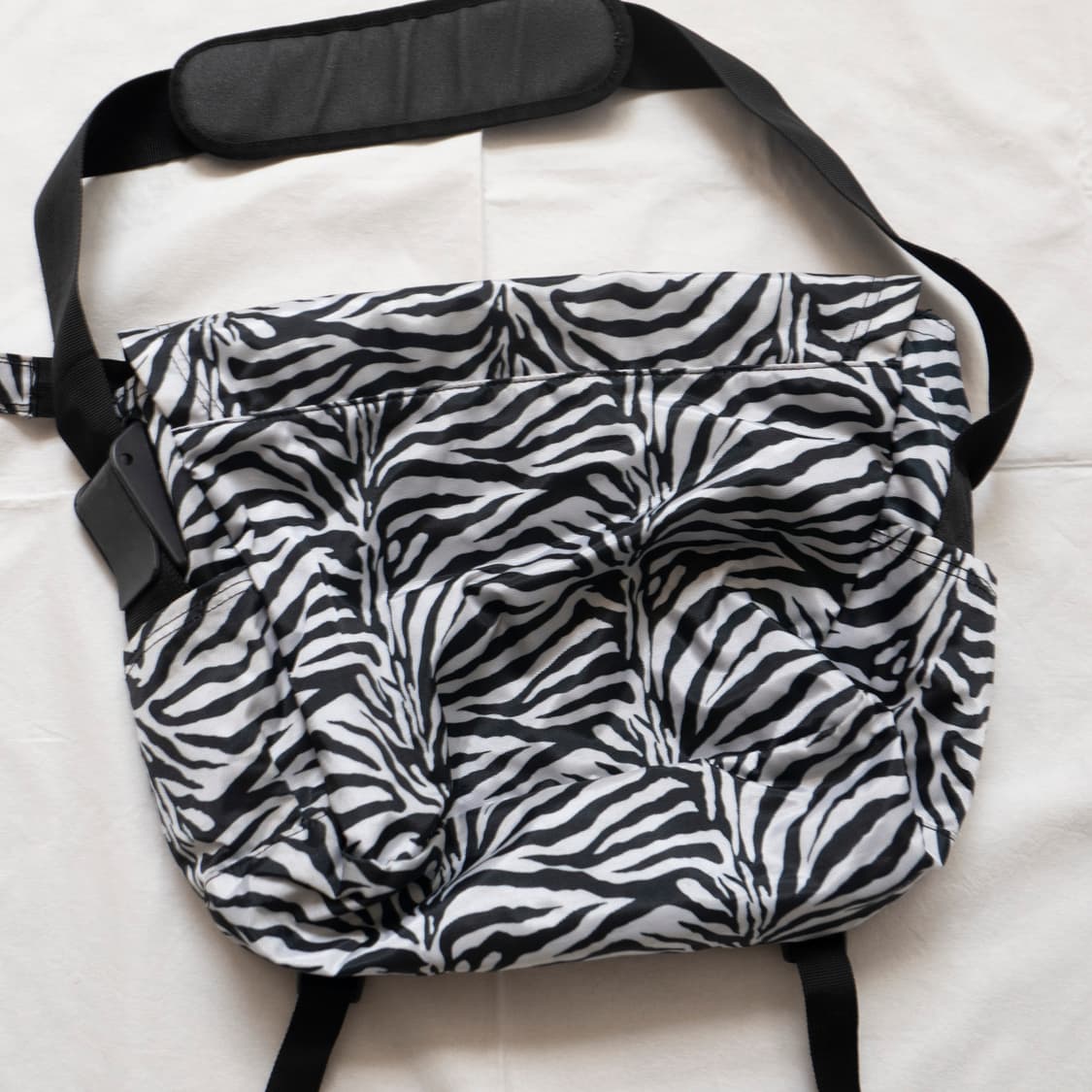 아웃도어 지브라 메신저백 상품이미지7