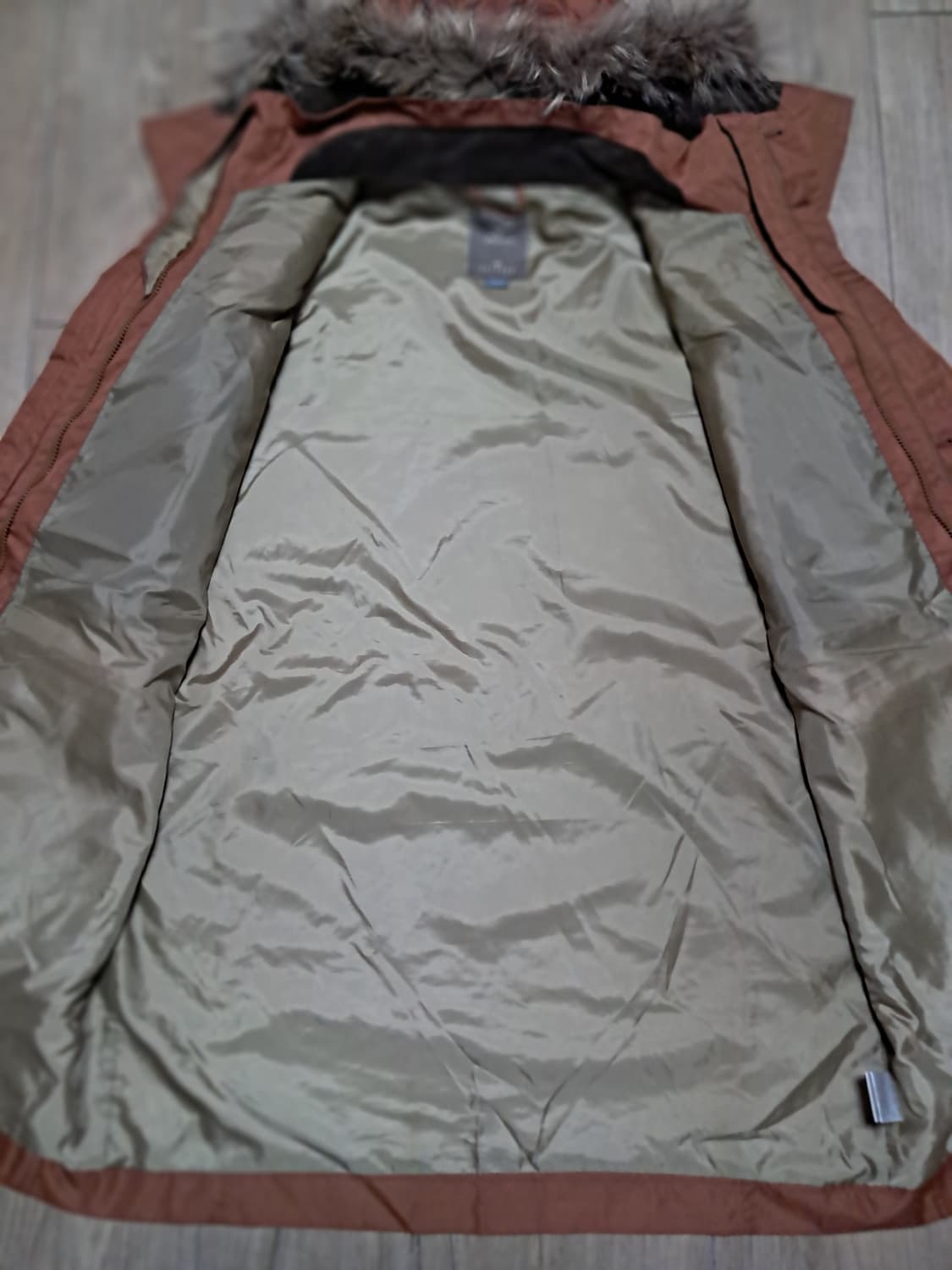 미즈노 아웃도어 패딩 L 상품이미지4