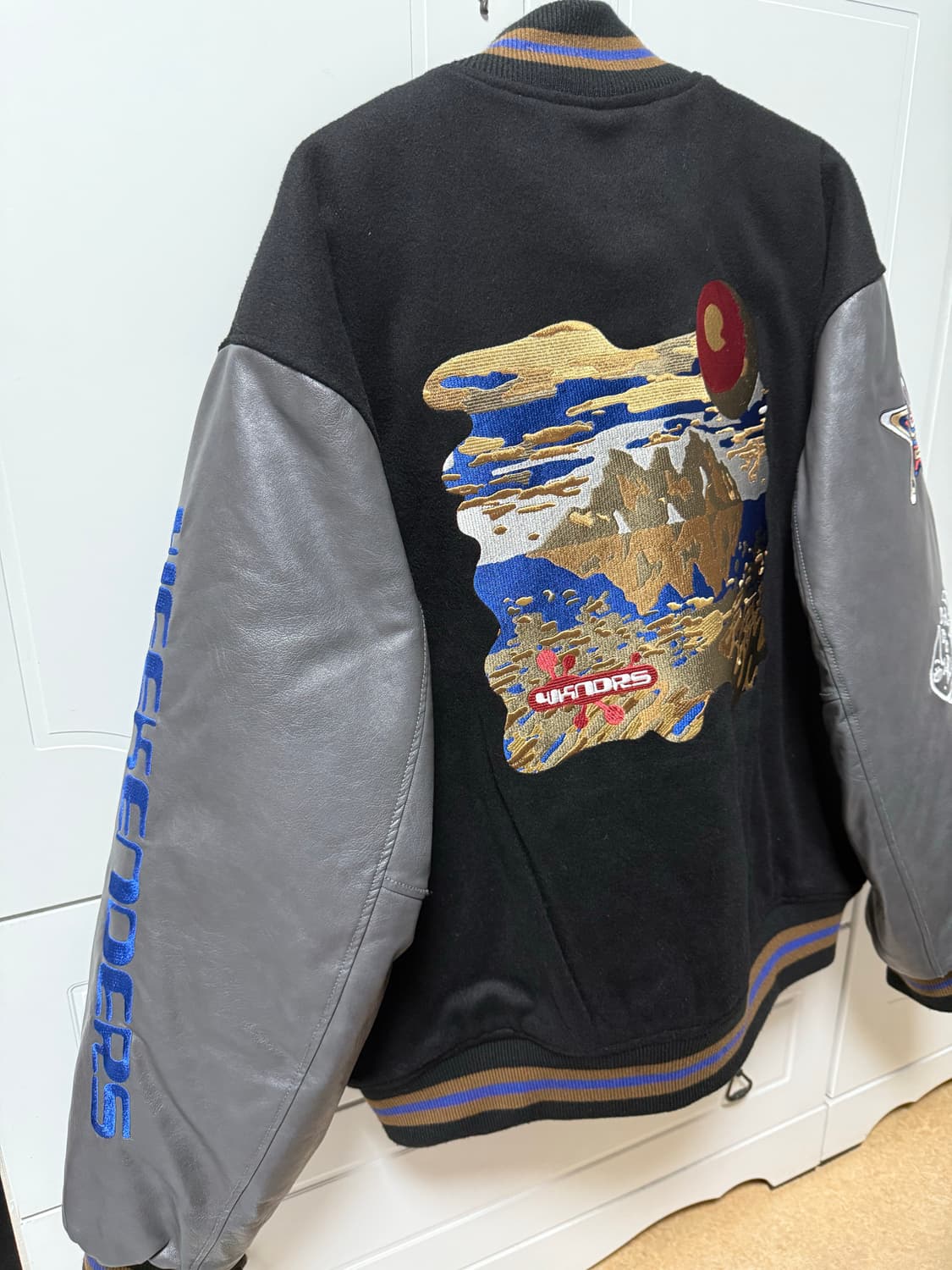 위캔더스 바시티 자켓 상품이미지6