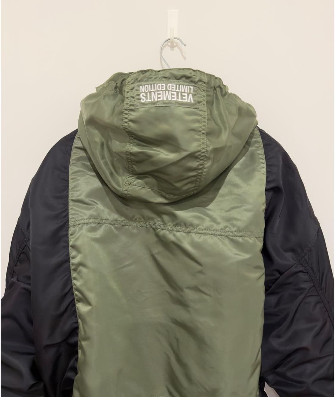 베트멍 알파인더스트리 봄버 상품이미지2