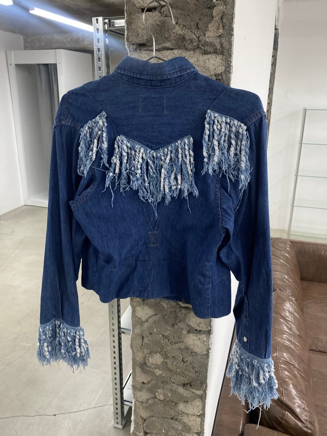 나나서카 크롭 프린지 데님 자켓 상품이미지2