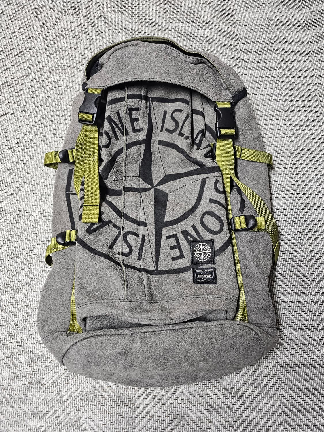 스톤아일랜드 X 포터 맨 메이드 스웨이드 백팩 상품이미지3