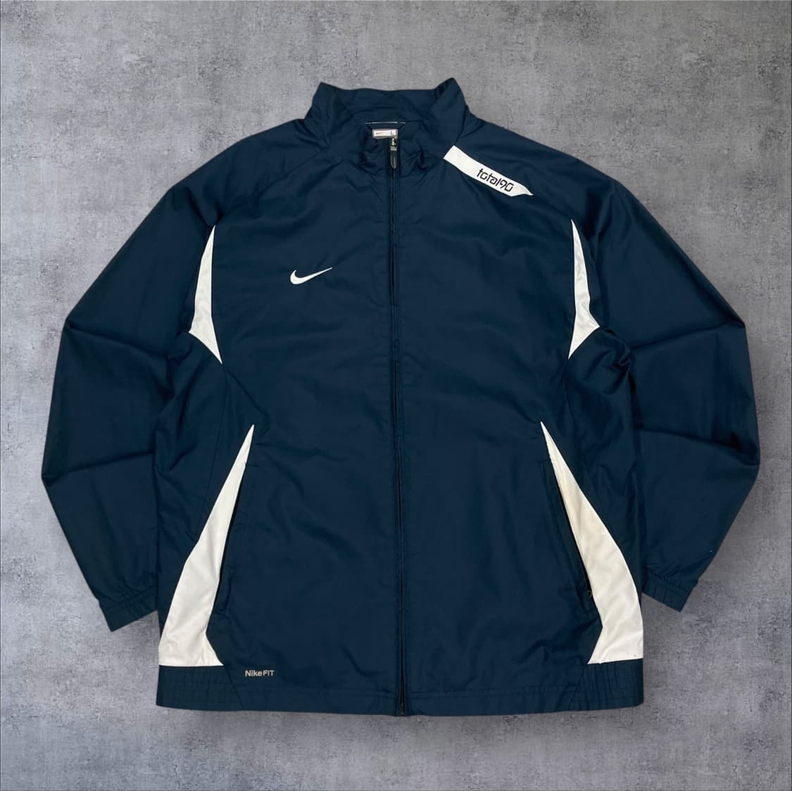 나이키 네이비 컬러 토탈90 스우시 로고 바람막이 상품이미지1
