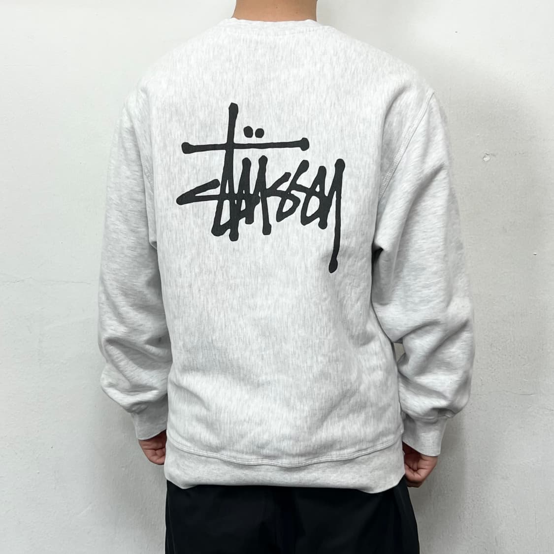 스투시 베이직 스탁로고 맨투맨 애쉬 헤더 그레이 상품이미지4