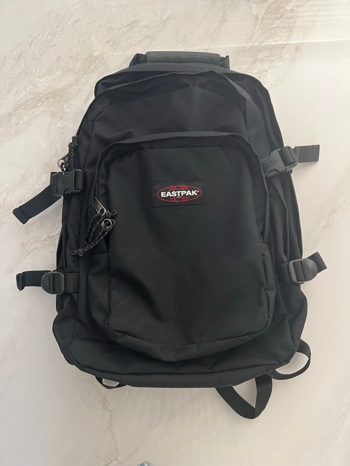 이스트팩 provider 33L 상품이미지1
