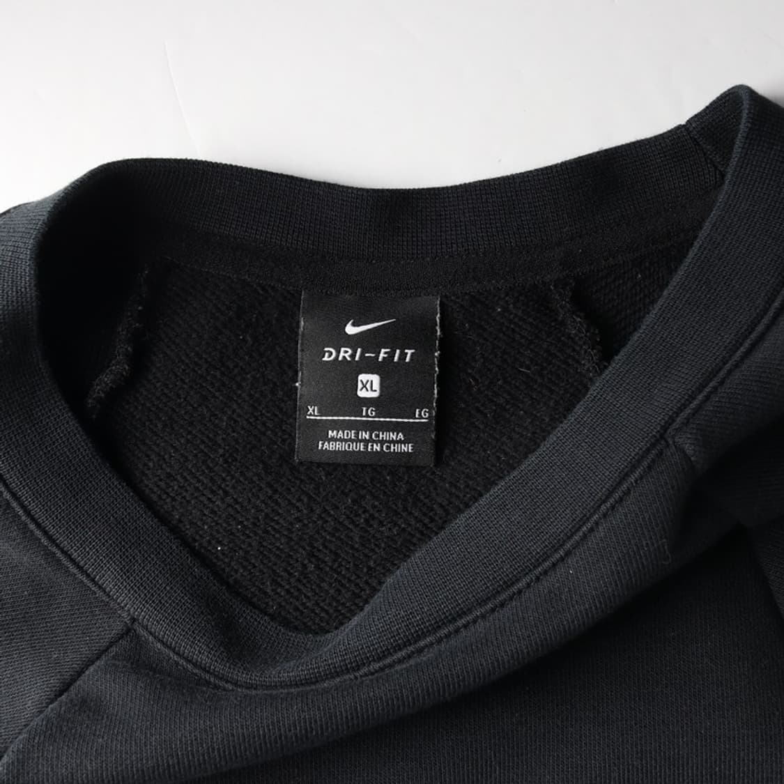나이키 드라이핏 엠보 빅로고 크롭 맨투맨 블랙 XL 상품이미지5