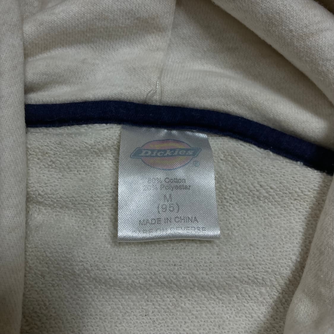 디키즈 스펠아웃 빅로고 아이보리 후드티 상품이미지3