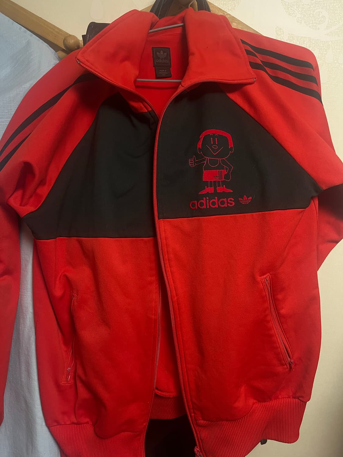 아디다스 빨간 져지 베켄바우어 트림딕 상품이미지1