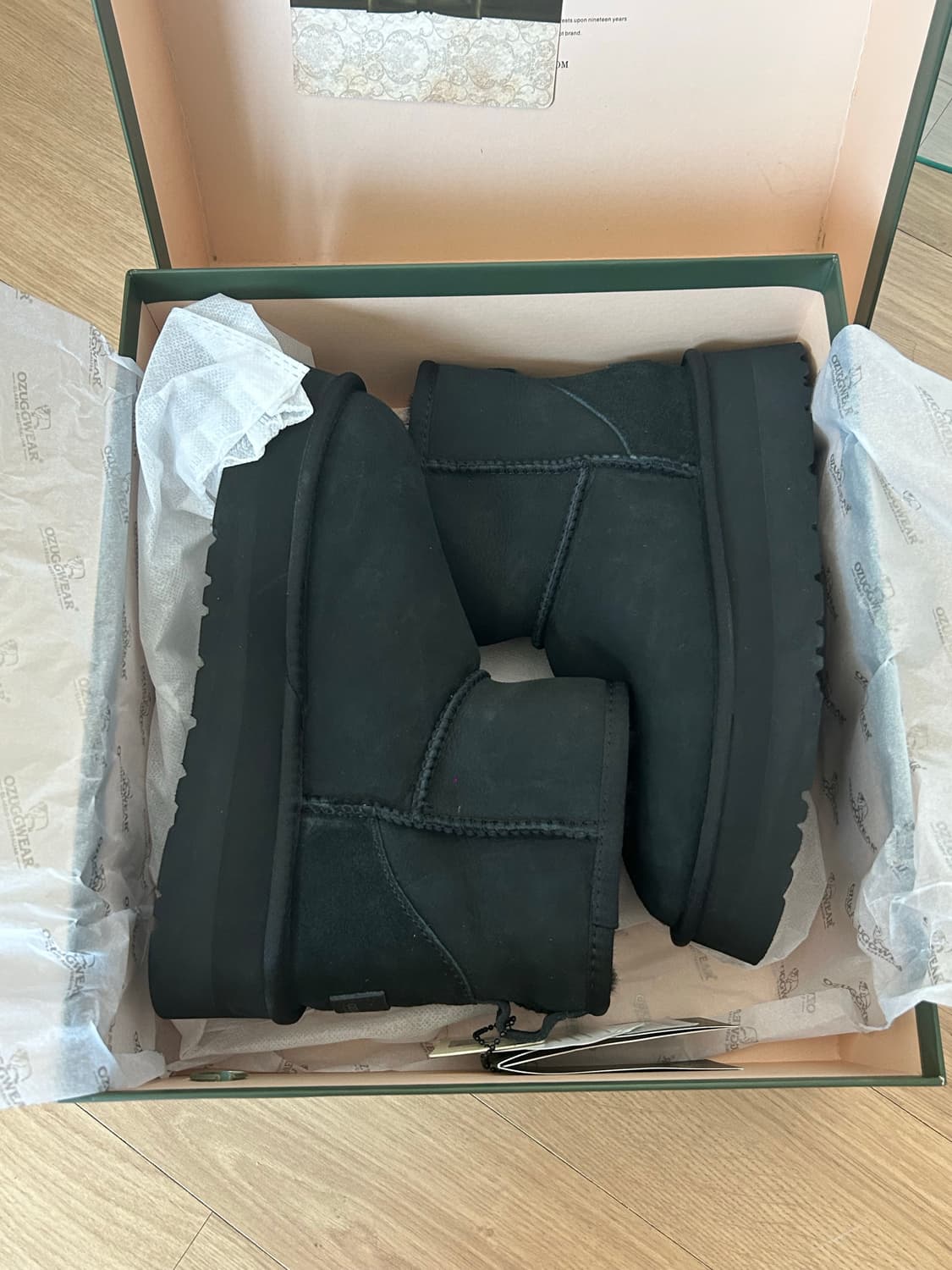 오즈어그웨어 UGG 클래식 플랫폼 미니 부츠 새상품 상품이미지3