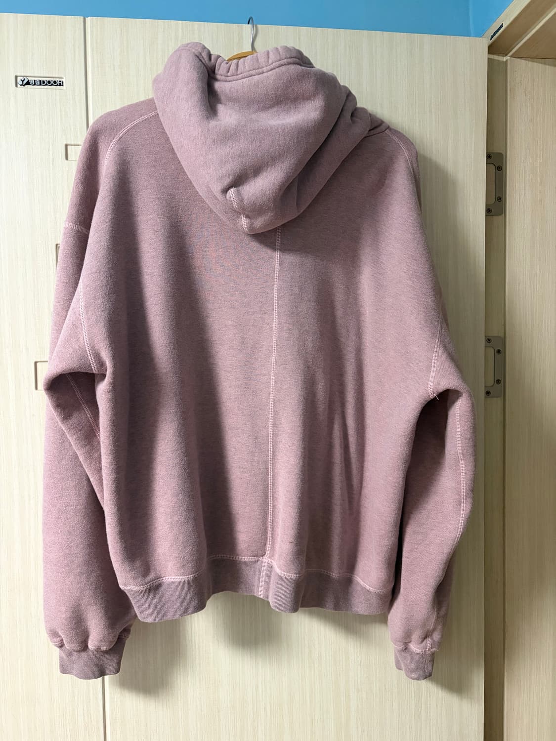 우르 도쿄 오버사이즈 후드 2

 상품이미지4