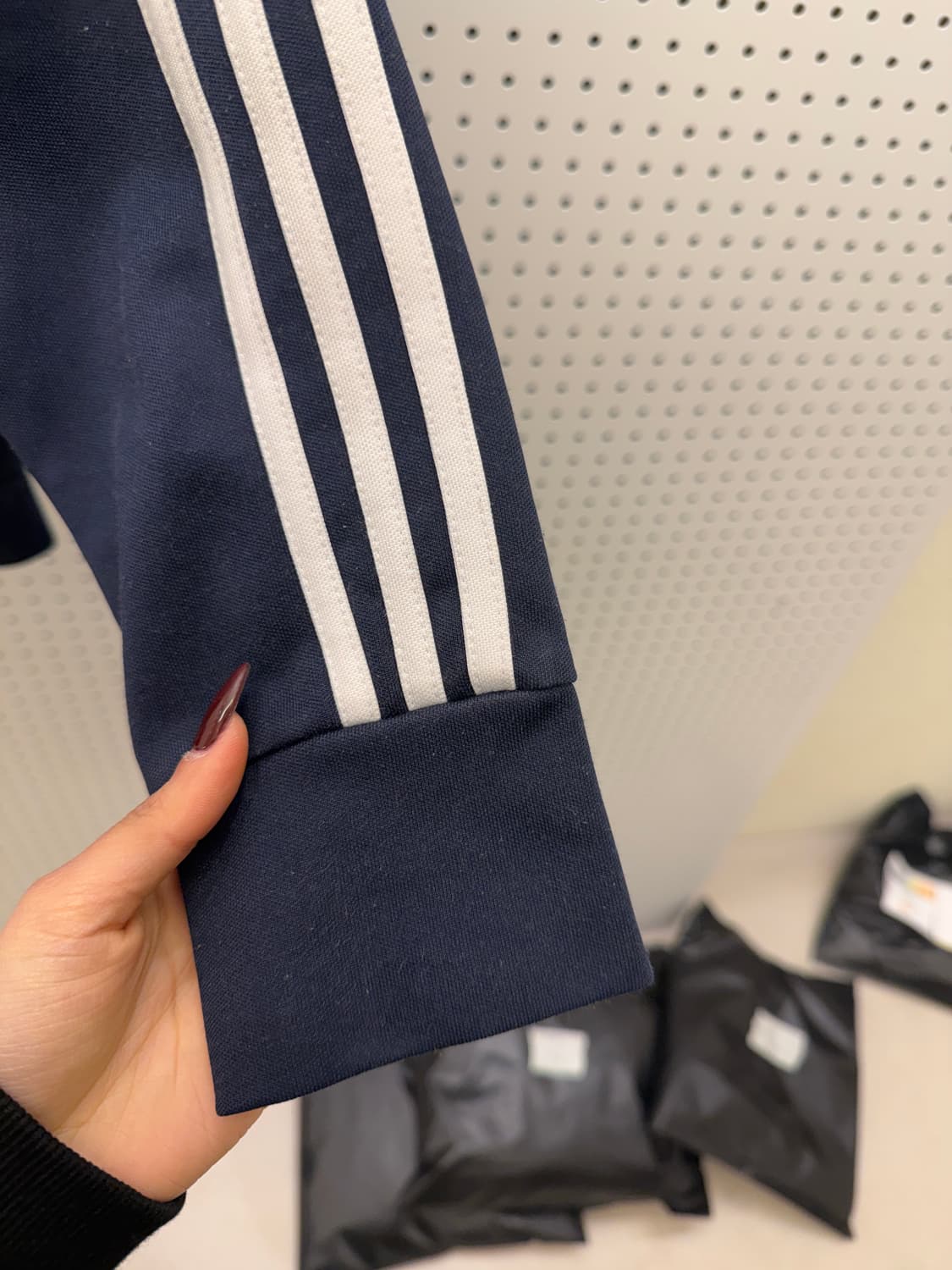 아디다스 유로파 네이비 트랙탑 U1204 상품이미지4