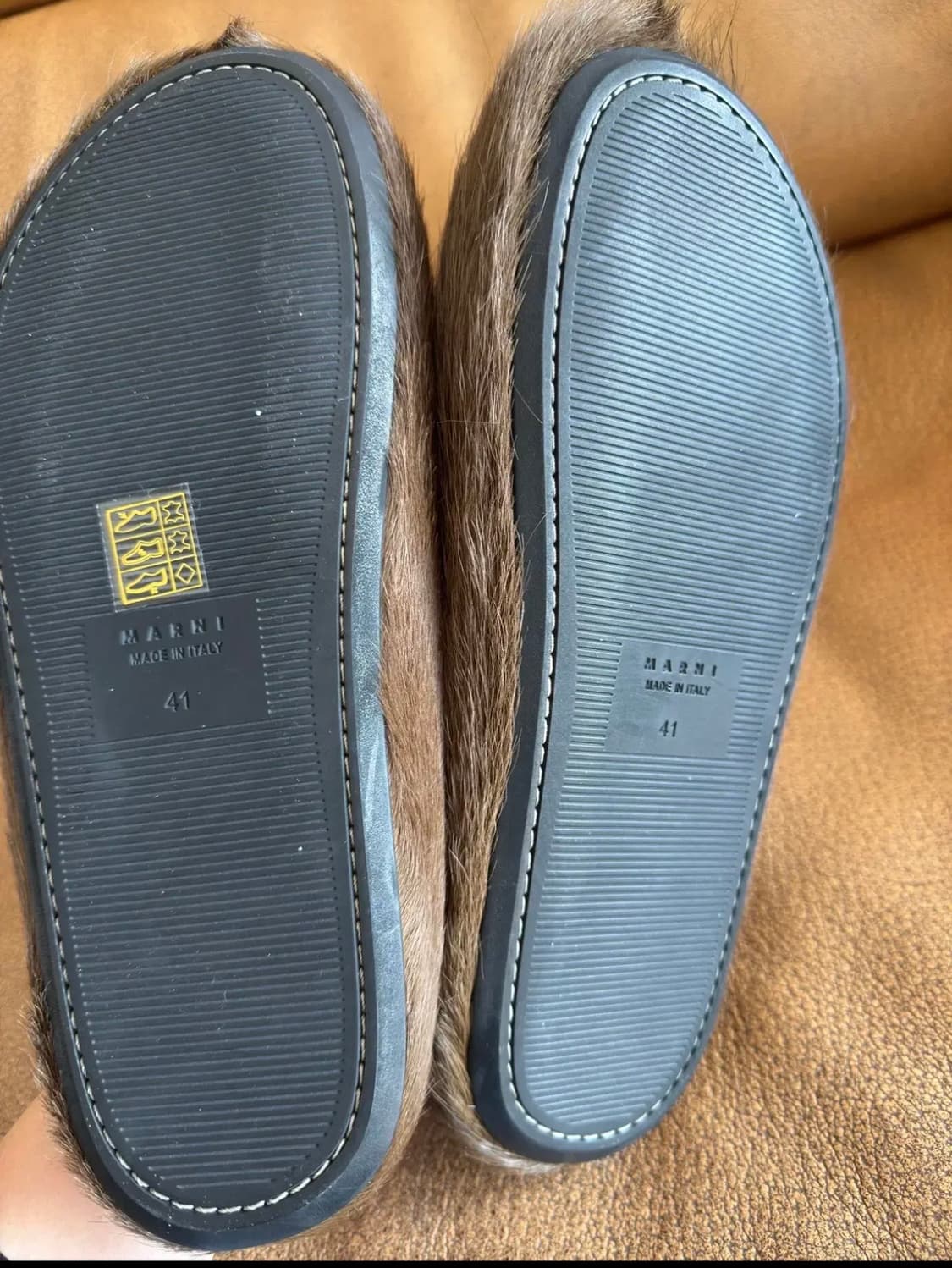 마르니 퍼스벳 브라운 롱 헤어 뮬 41사이즈 슬라이더 마르니블로퍼 상품이미지4