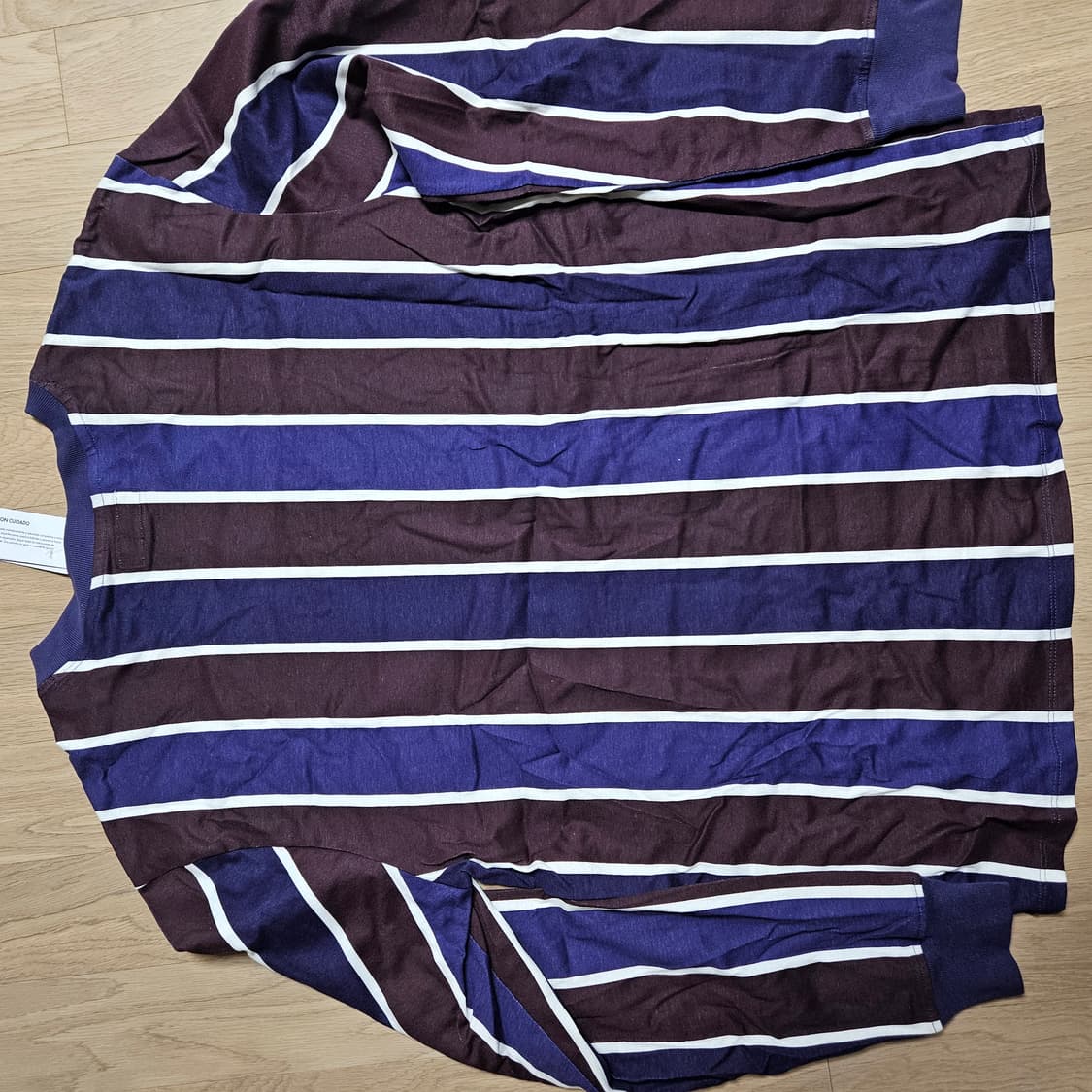 게스 USA 스트라이프 롱슬리브 상품이미지4