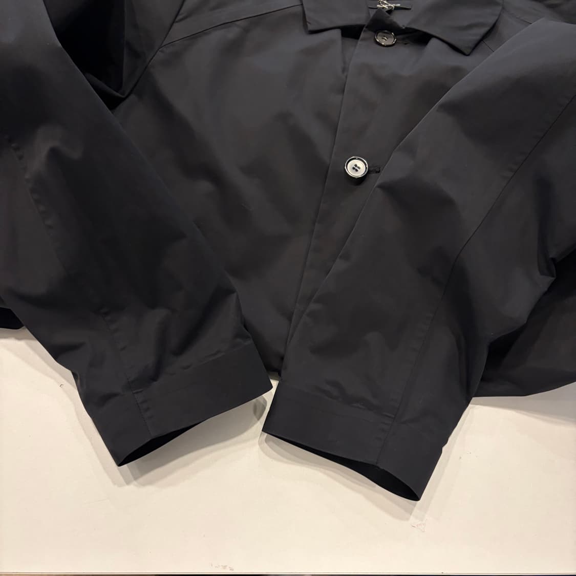 [L] A.P.C 아페쎄 레인 맥코트 블랙 트렌치 코트 D867 상품이미지8