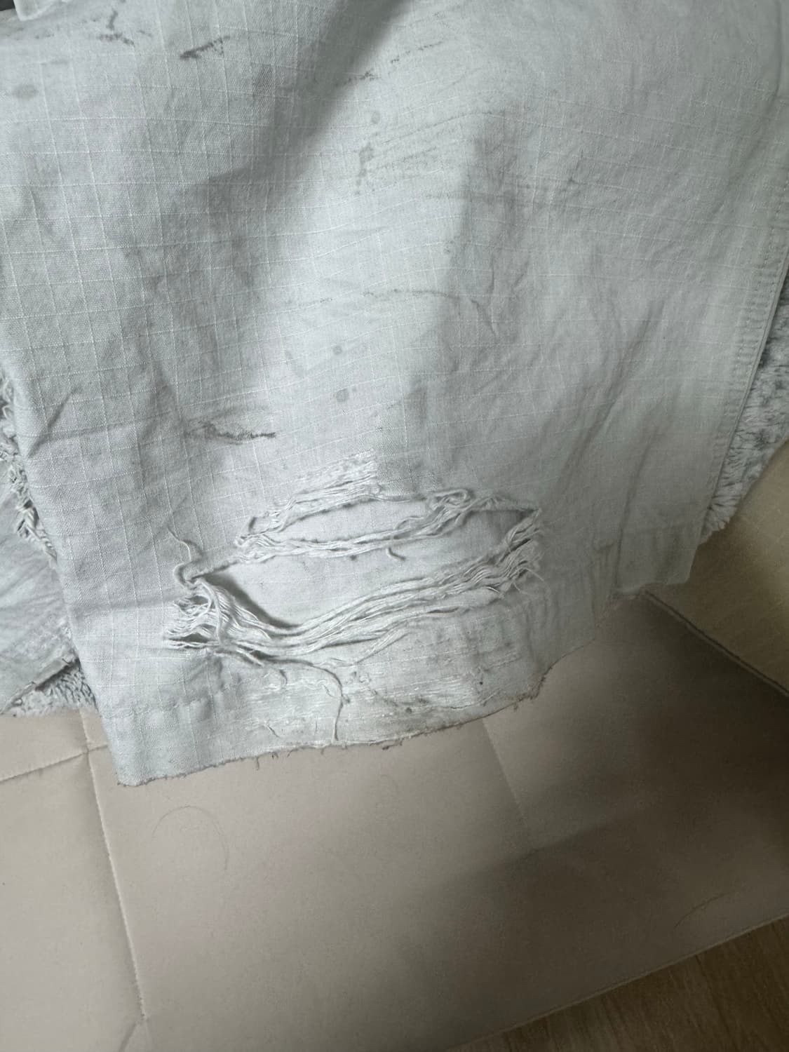 발렌시아가 디스트 라지 카고바지 상품이미지4