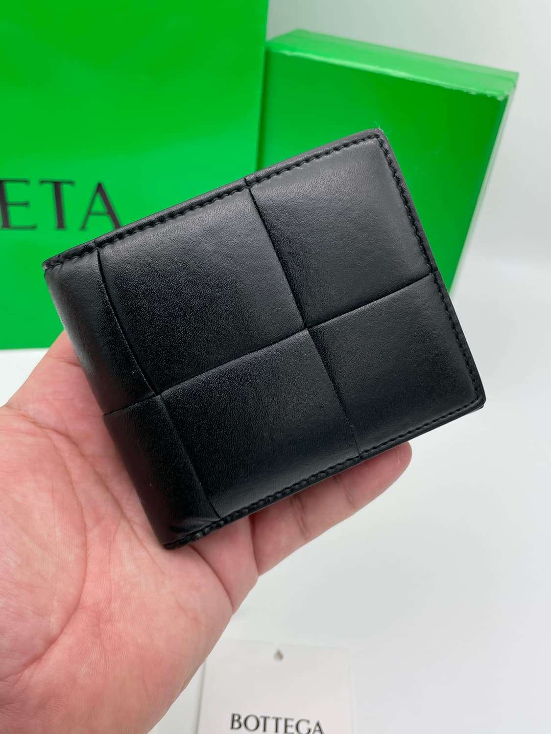 [ 정품 / 풀구성 ] 보테가베네타 인트레치아토 맥시 반지갑 상품이미지1
