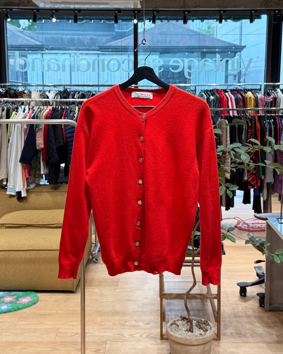버버리 레드 금장 램스울 가디건 상품이미지1