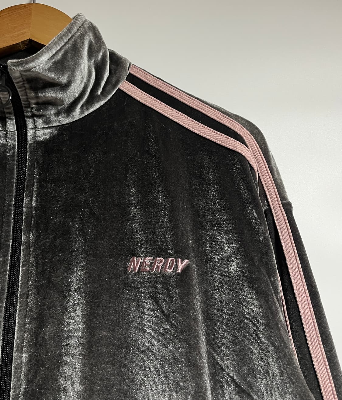 널디 오버핏 벨벳 져지 트랙탑 그레이 핑크 XS 상품이미지4