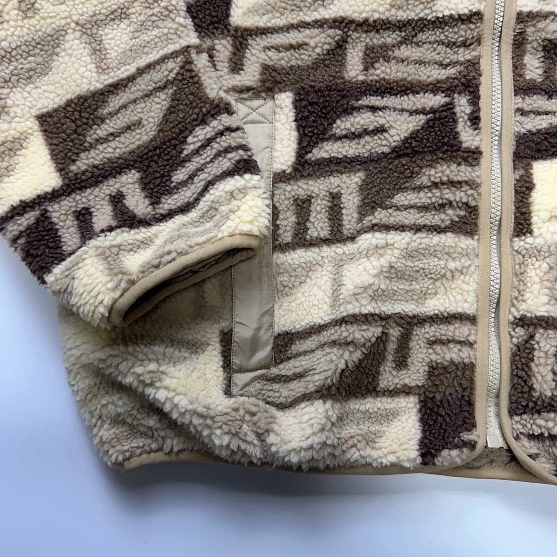 SUPREME 22FW 슈프림 리버시블 플리스 자켓 상품이미지3