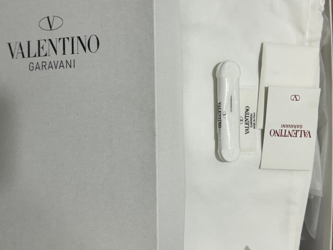 발렌티노 스니커즈 상품이미지3