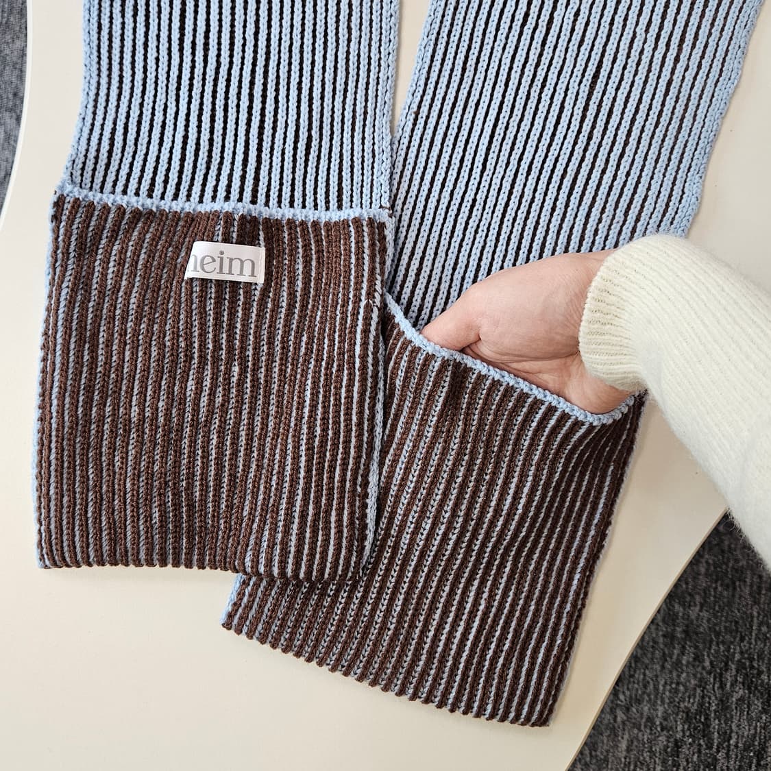 Heim헤임 투톤 니트 머플러 블루 상품이미지4