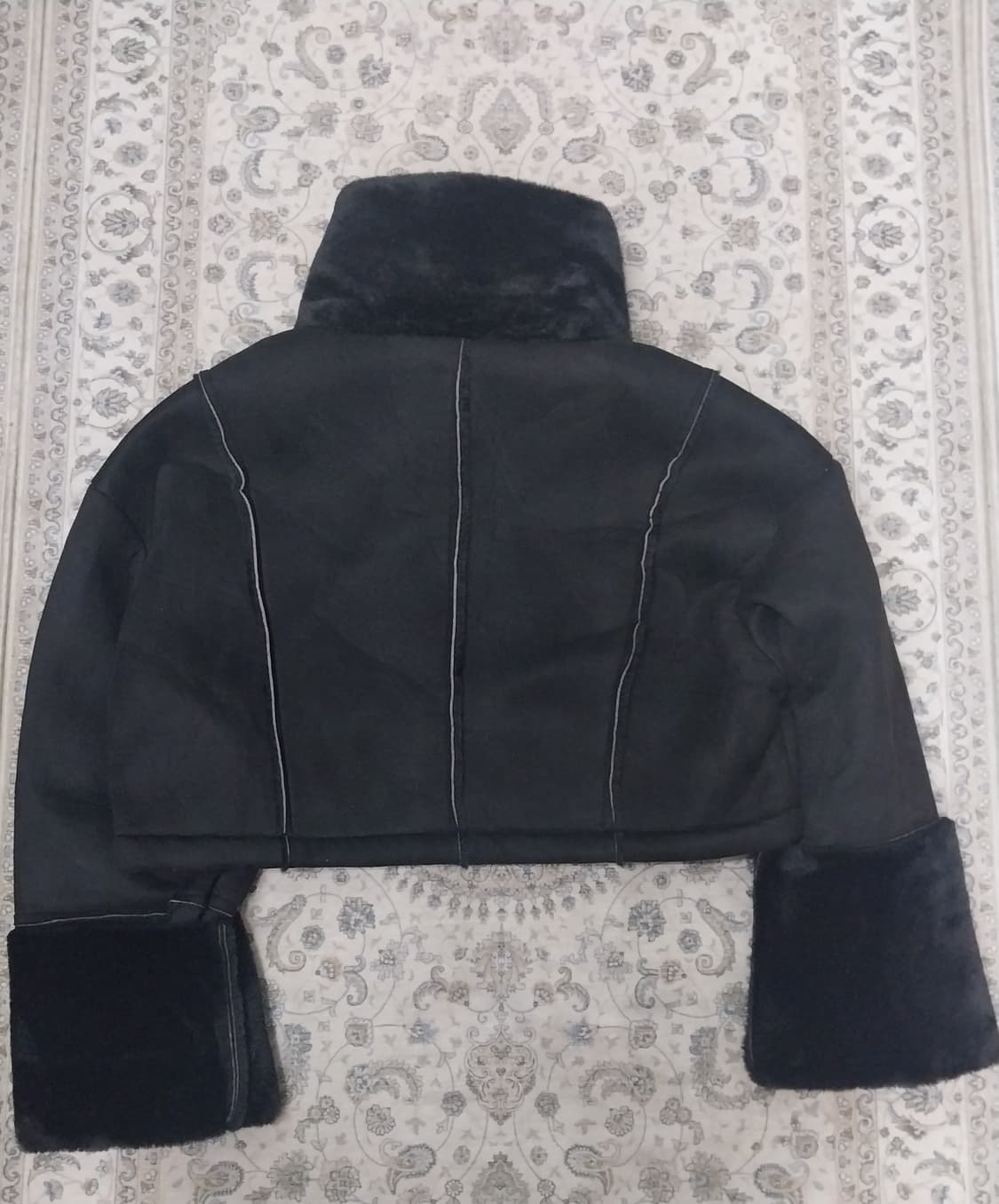 블랙 스웨이드 크롭 무스탕 자켓 상품이미지4