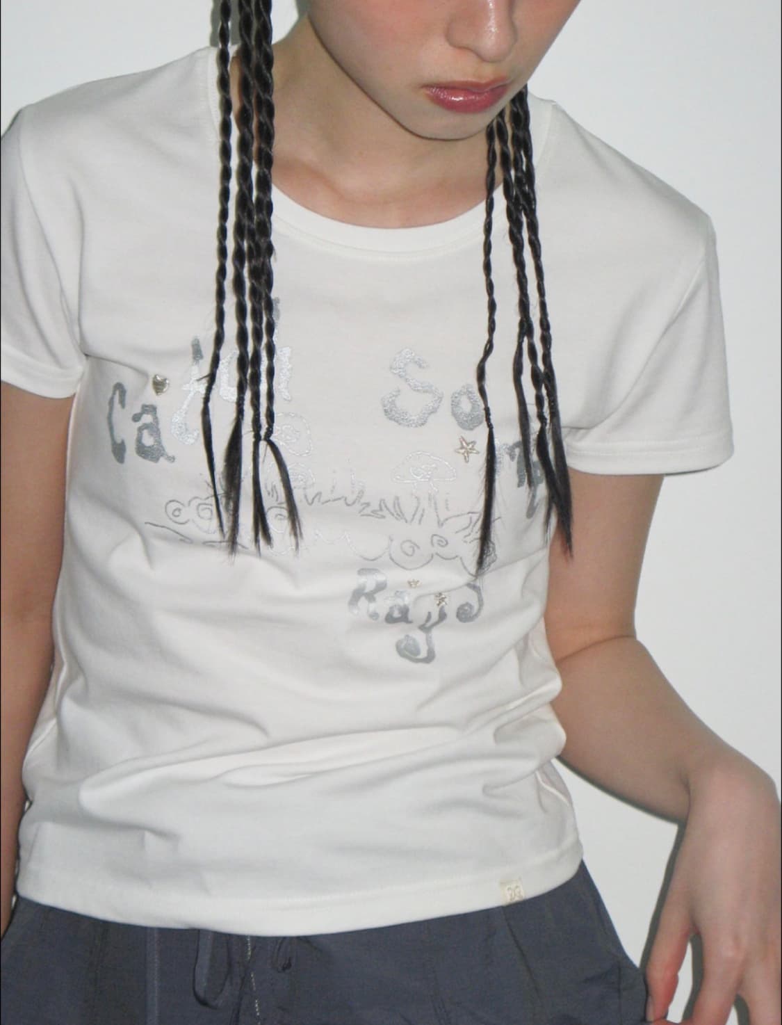 타입서비스 catch embroidery t-shirt 오프화이트 상품이미지3