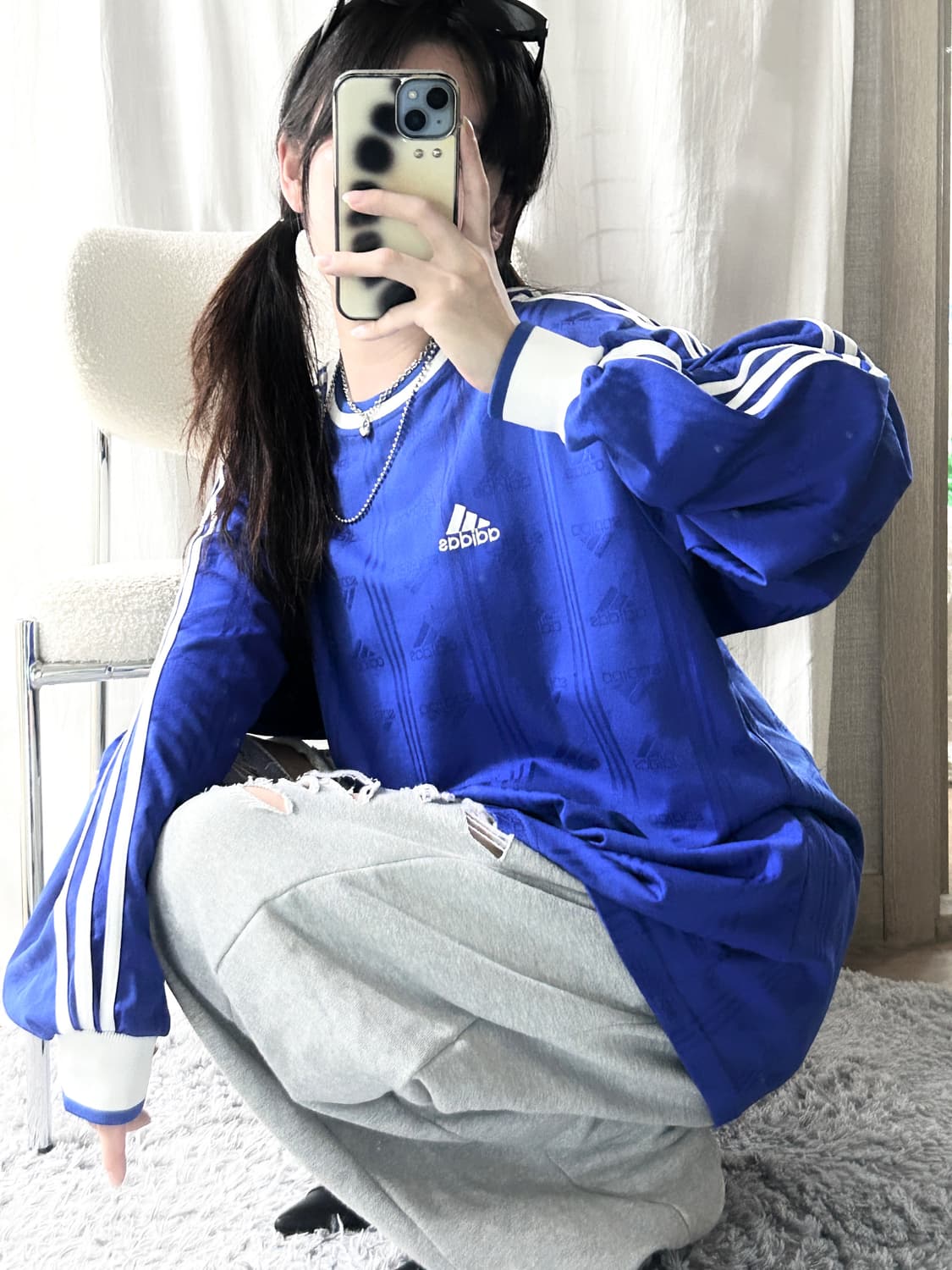 아디다스 90‘s 로고패턴 삼선 롱슬리브 상품이미지1