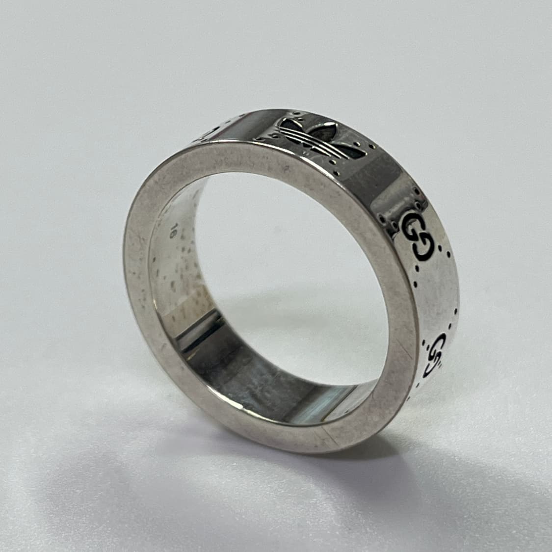 새상품 구찌 x 아디다스 반지 인터로킹 G 링 실버 상품이미지4