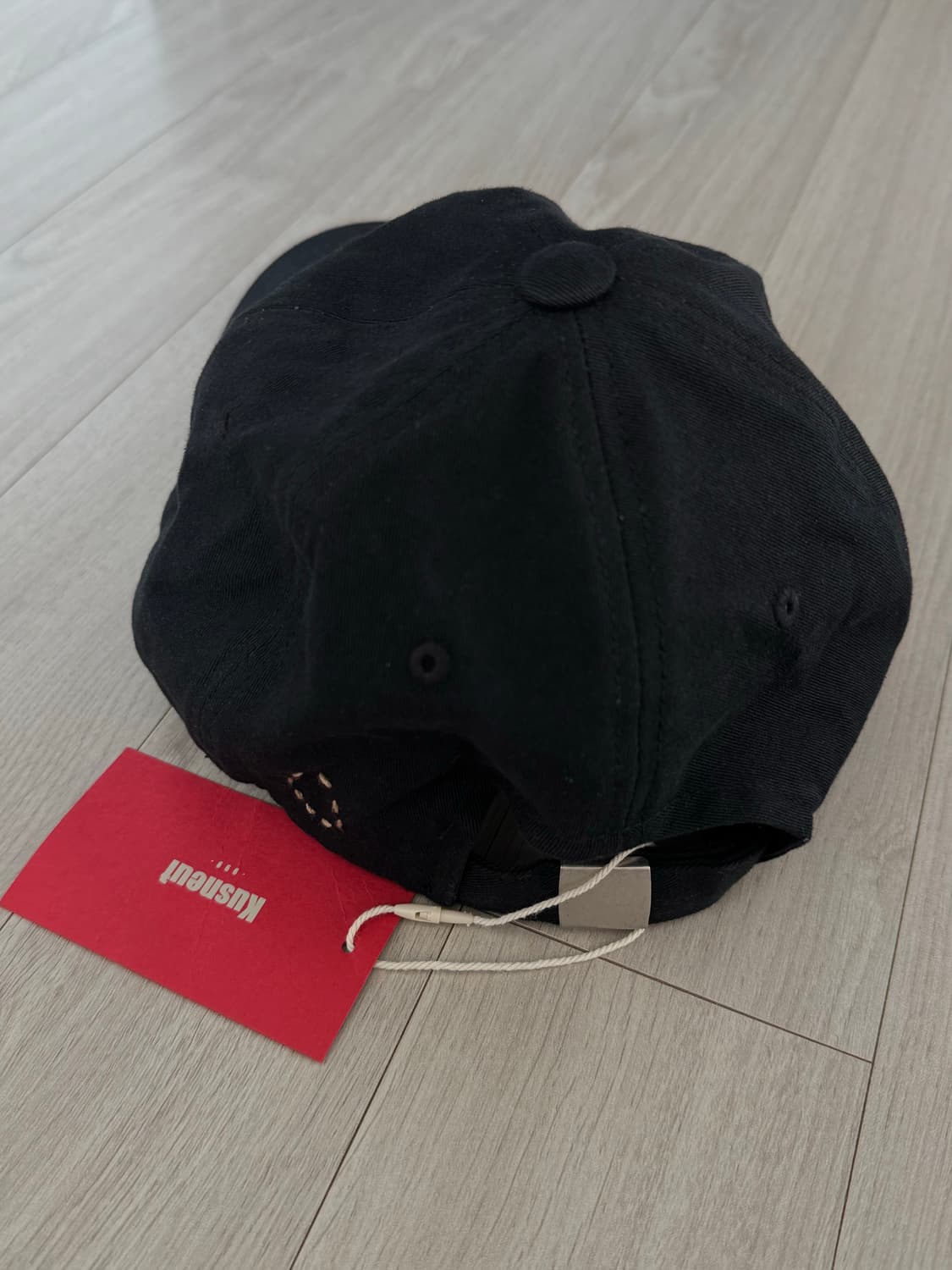 KUSNEUF Hand Stitch Logo Cap [Black] 상품이미지4