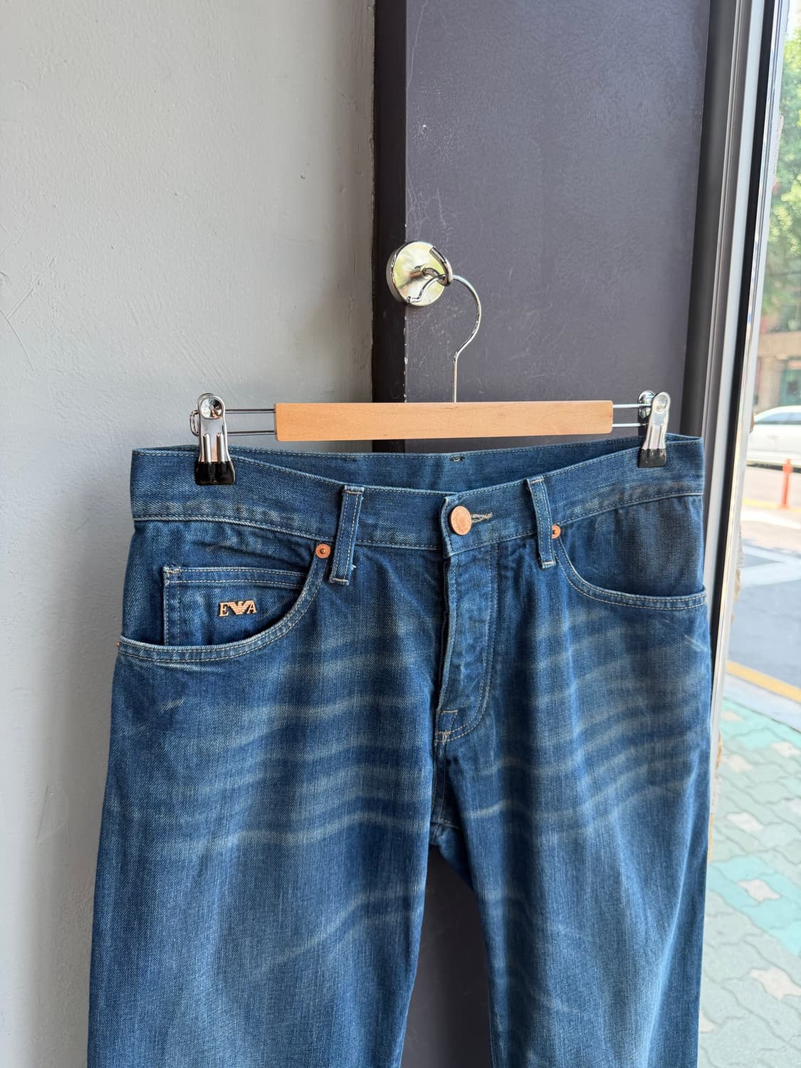 30~31/ 엠포리오 아르마니 워싱 레귤러 데님팬츠 상품이미지4