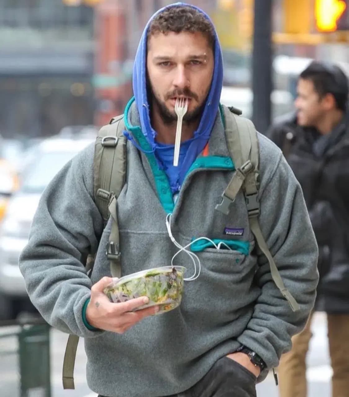 파타고니아 신칠라 빈티지 샤이아라보프 착용 상품이미지3