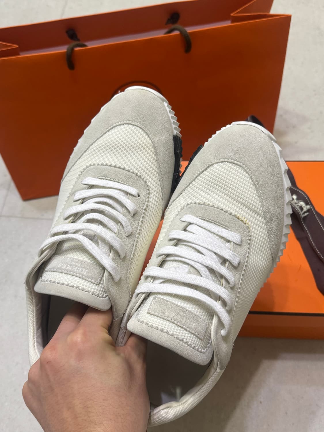 [41] 에르메스 바운싱 스니커즈 오렌지 화이트 상품이미지3