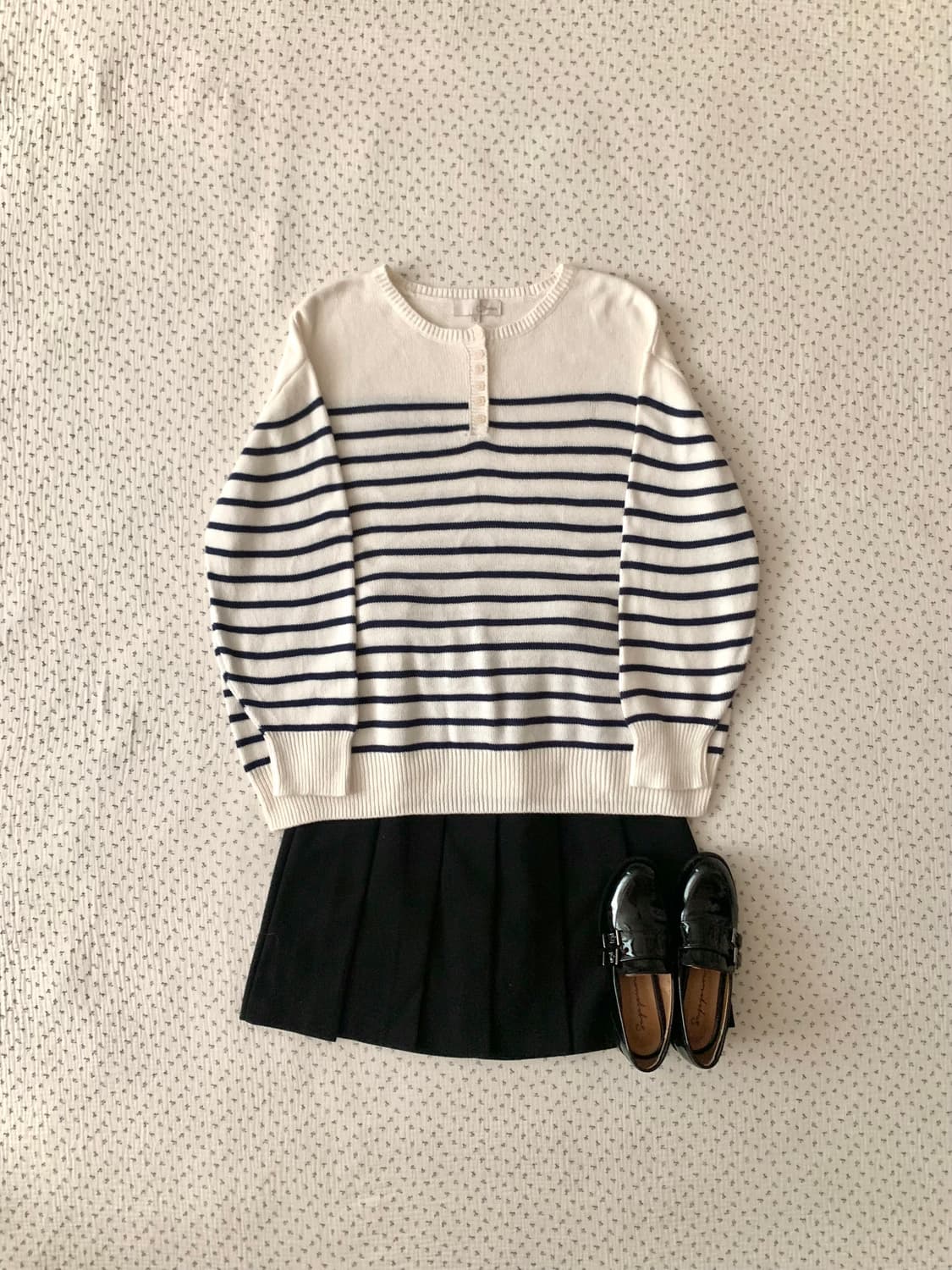 Logosdays 네이비 스트라이프 여리 니트 상품이미지1