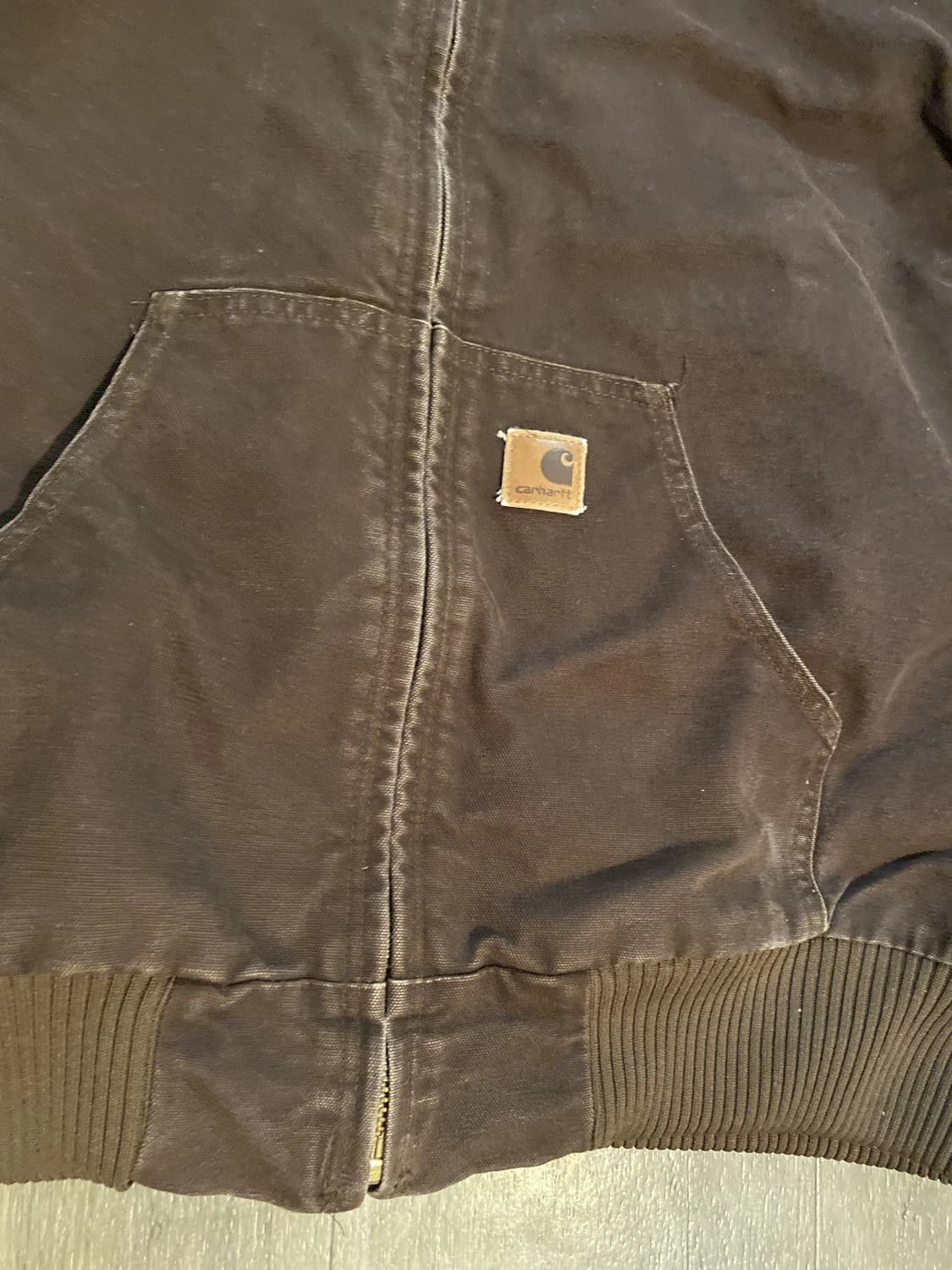 칼하트 J130 빈티지 샌드스톤 덕 액티브 자켓 다크 브라운 상품이미지2