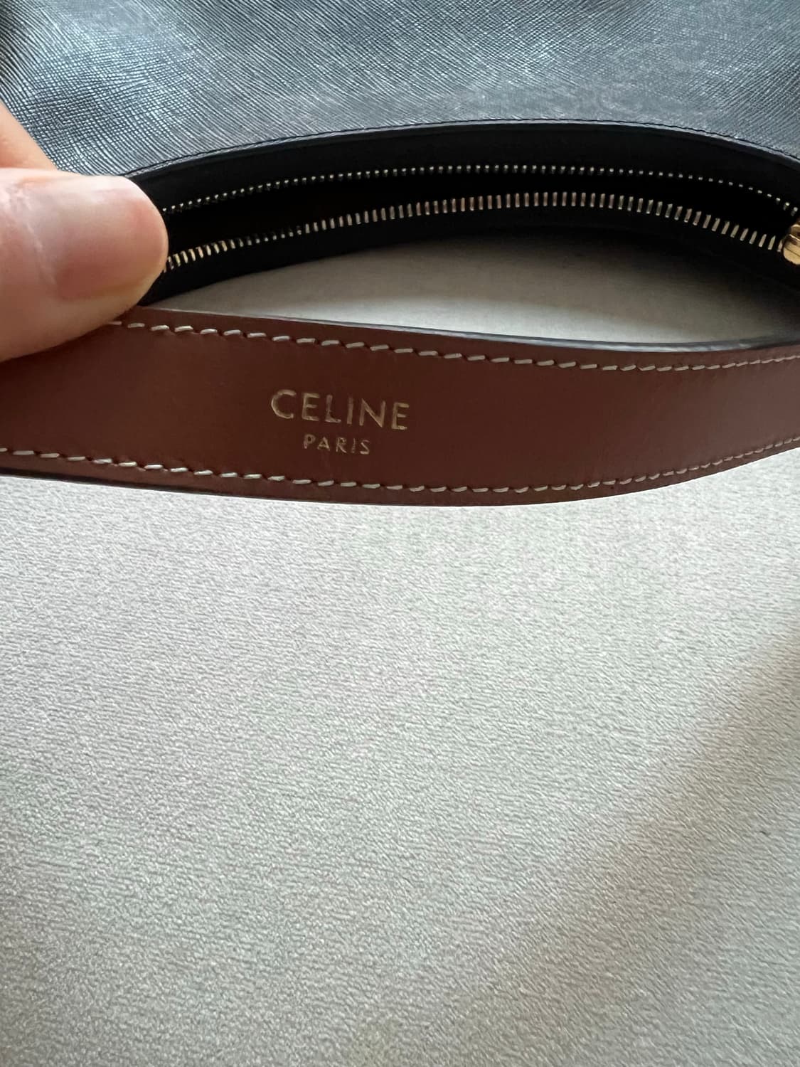 셀린느 트리옹프 캔버스 아바 호보백 (미디엄) 상품이미지3