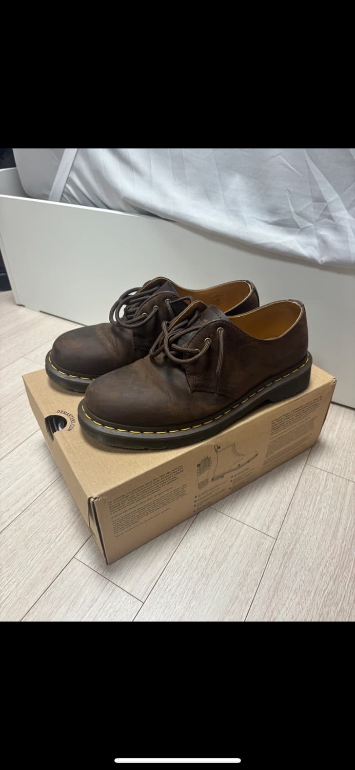 닥터마틴 1461 크레이지홀스 브라운 260 uk7 상품이미지2