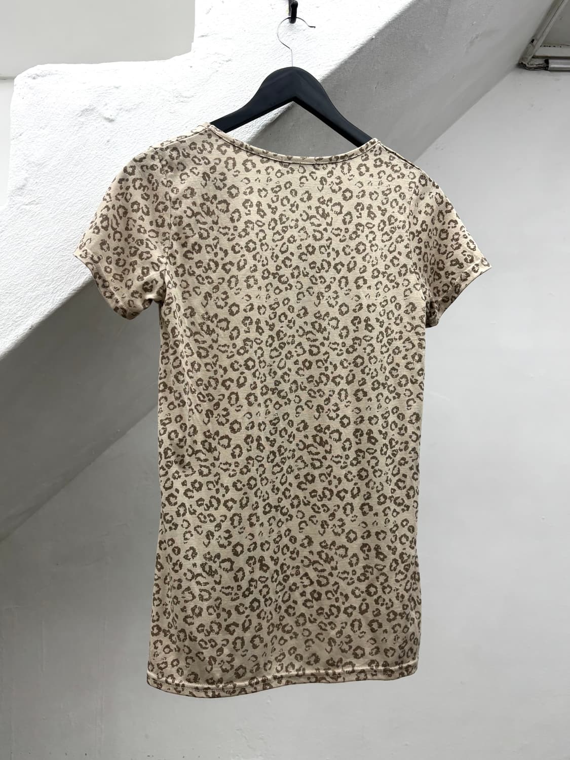 Leopard gal slim fit top  상품이미지4