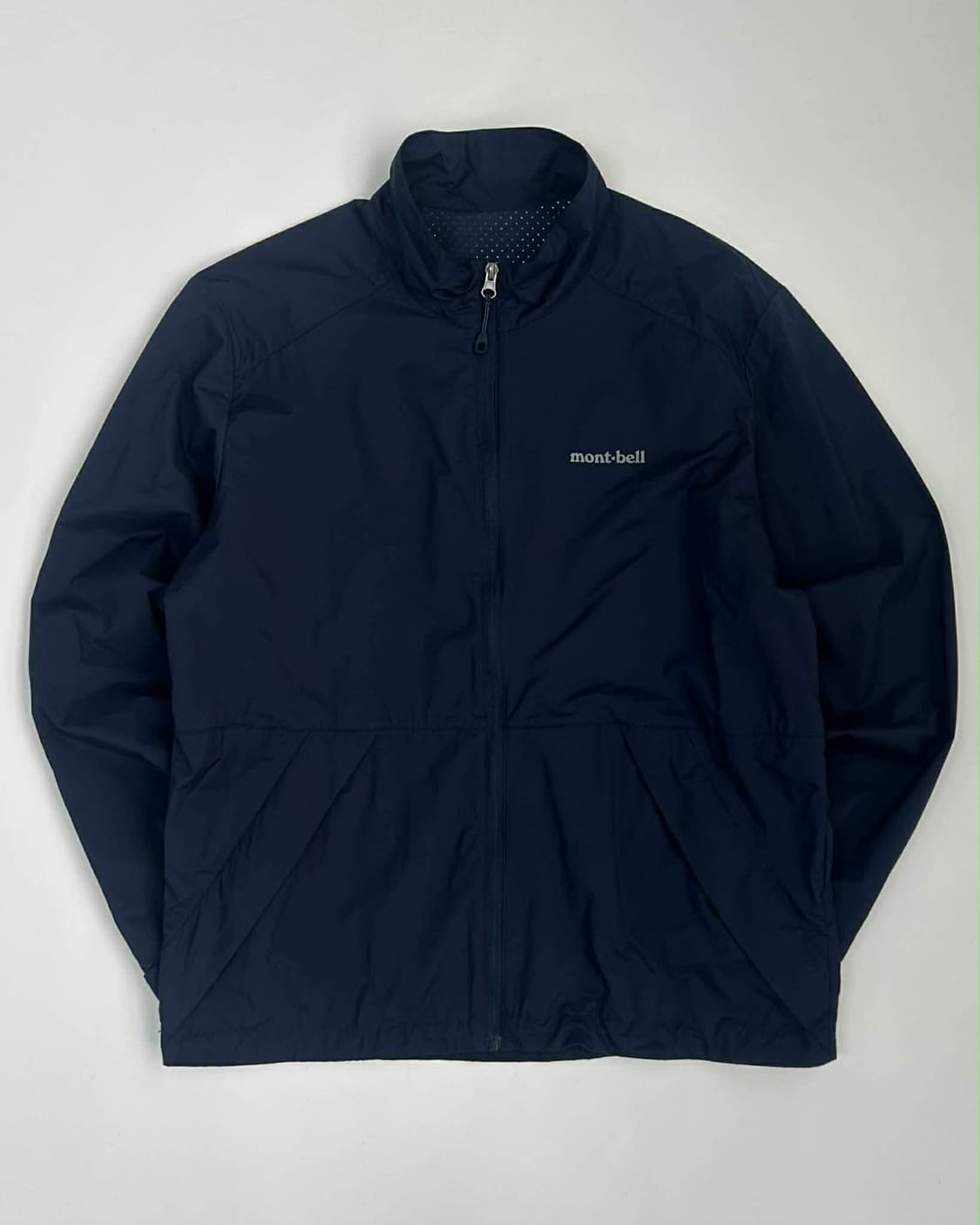 [95] 몽벨 22ss 경량 러닝 트랙 자켓 상품이미지1