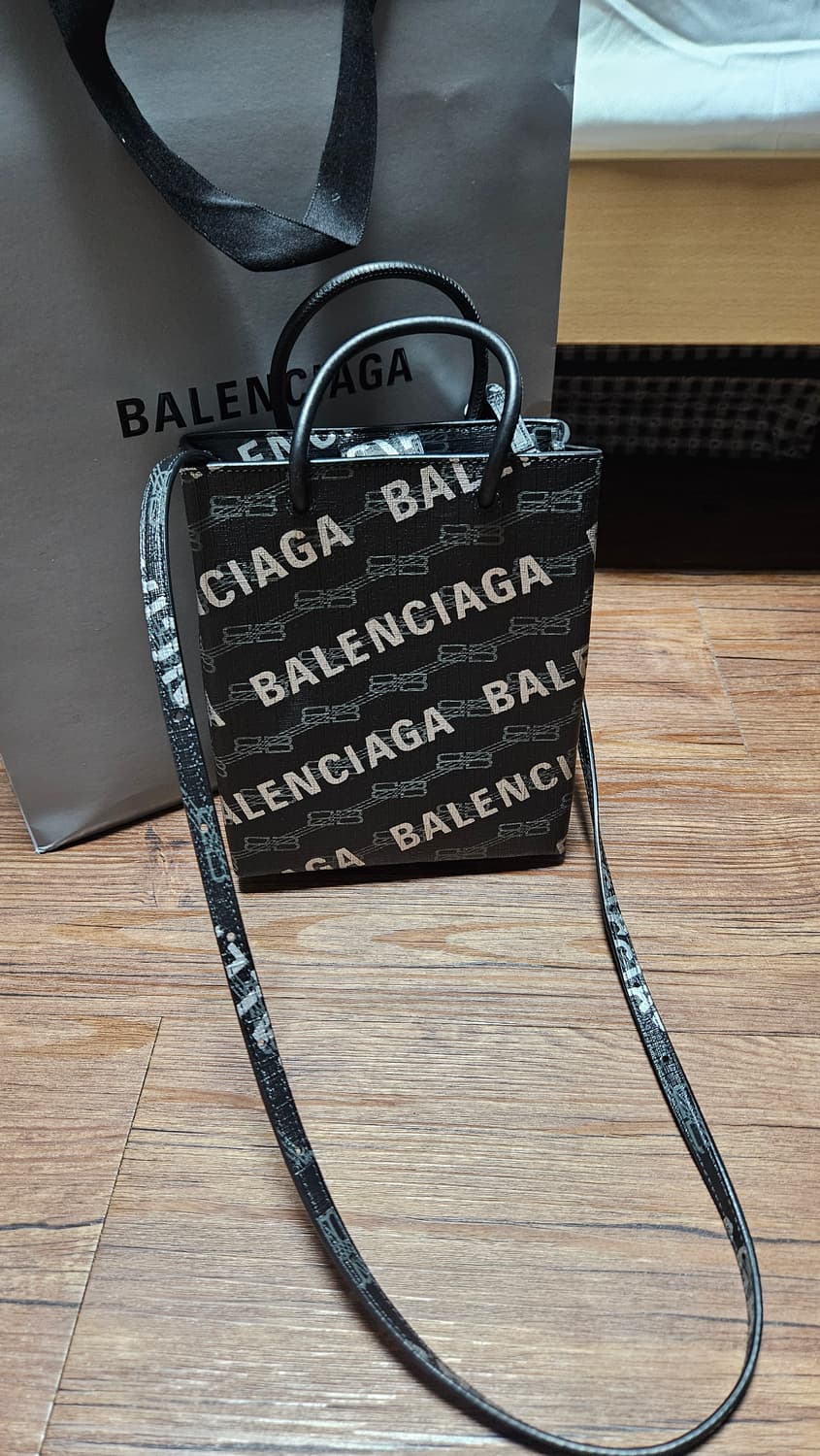 발렌시아가 모노그램 패턴 미니 토트백 쇼퍼백 가방 크로스백 상품이미지1