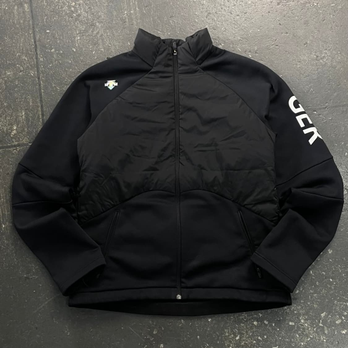 105 데상트 독일 덕다운 후리스  상품이미지1