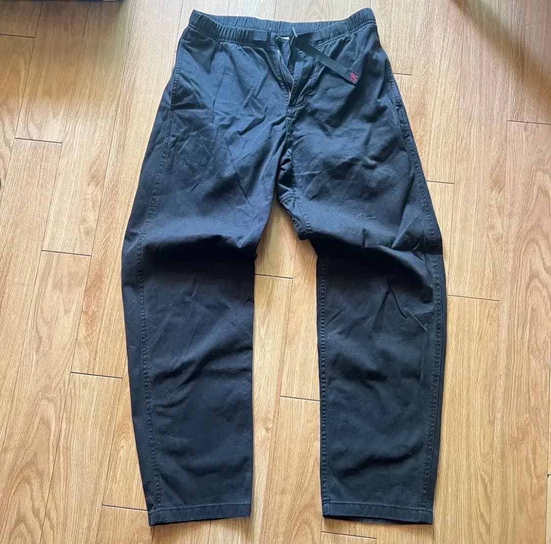 그라미치 테이퍼드 팬츠 M 상품이미지1